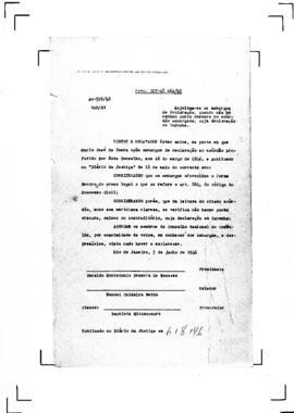 Acórdão nº 00596 de 1945